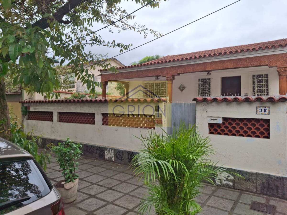 Casa à venda, Freguesia (Jacarepaguá), com 3 quartos, 248m² - Grion Imóveis/Valéria Grion