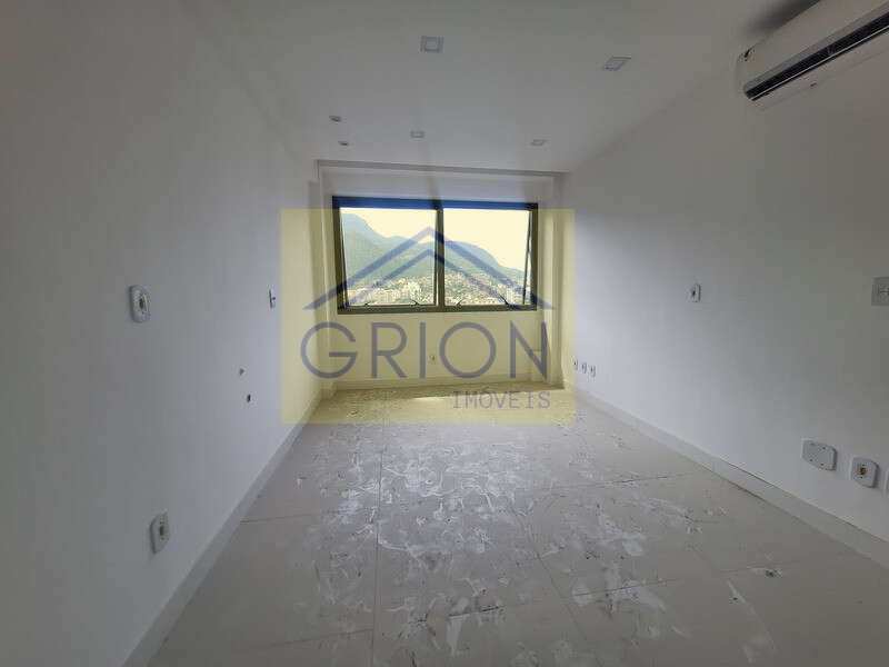 Sala comercial à venda em Rio de Janeiro, Freguesia (Jacarepaguá), 28m² - Grion Imóveis/Valéria Grion